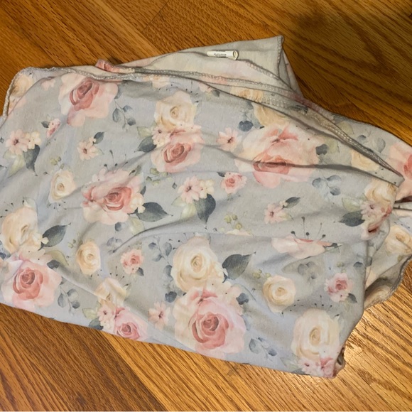 Large Stretchy Baby Swaddle Blanket - Picture 2 of 3